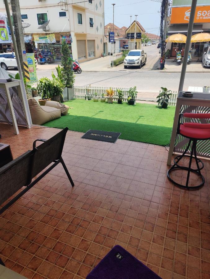 Cafe Nana Hotel Nong Prue Buitenkant foto