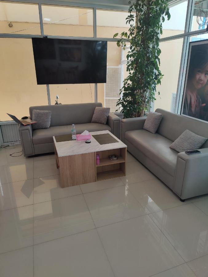 Cafe Nana Hotel Nong Prue Buitenkant foto