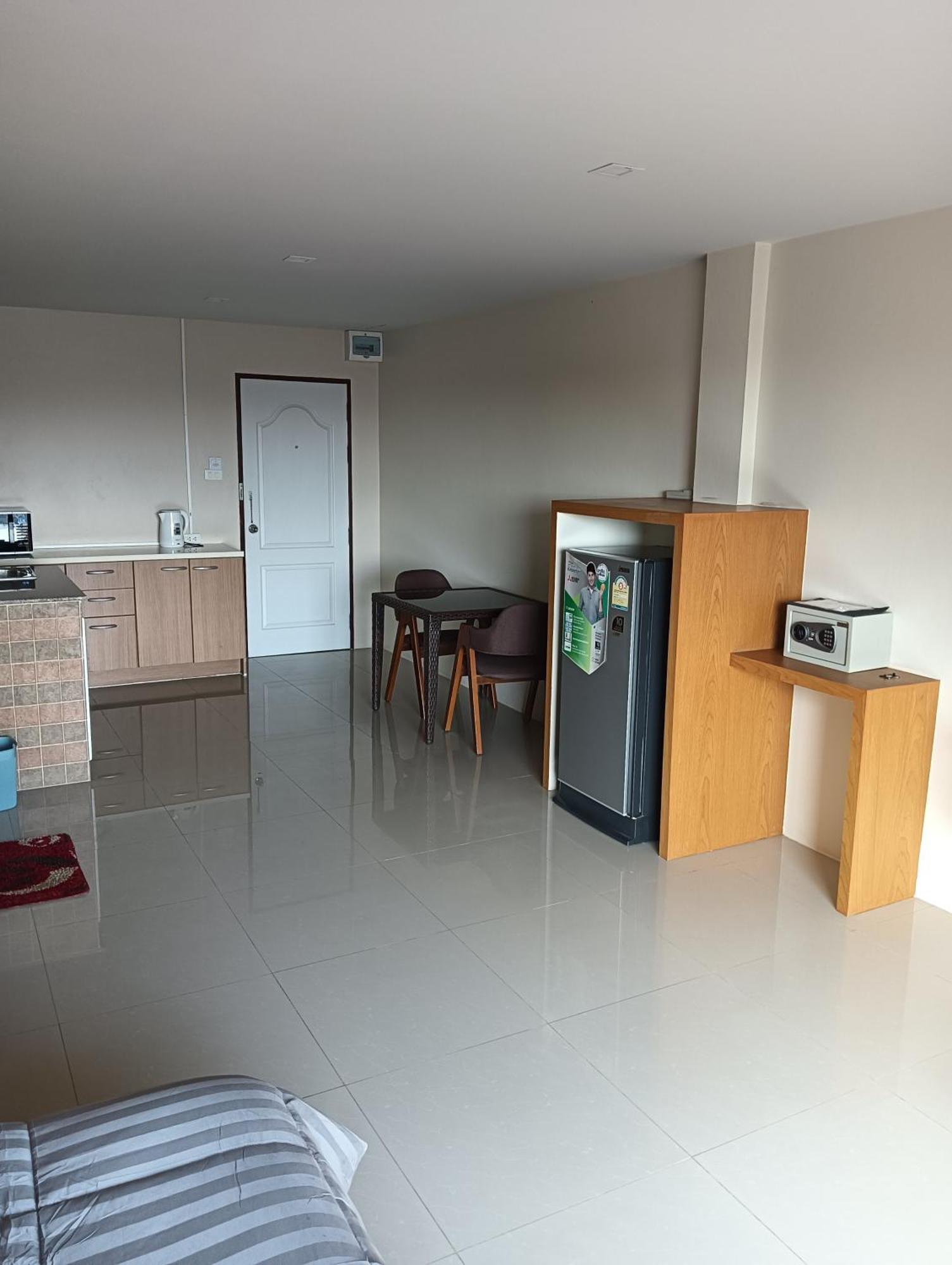 Cafe Nana Hotel Nong Prue Buitenkant foto
